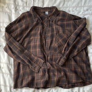 H&M Brown Plaid Button Down Shirt (Baggy fit)